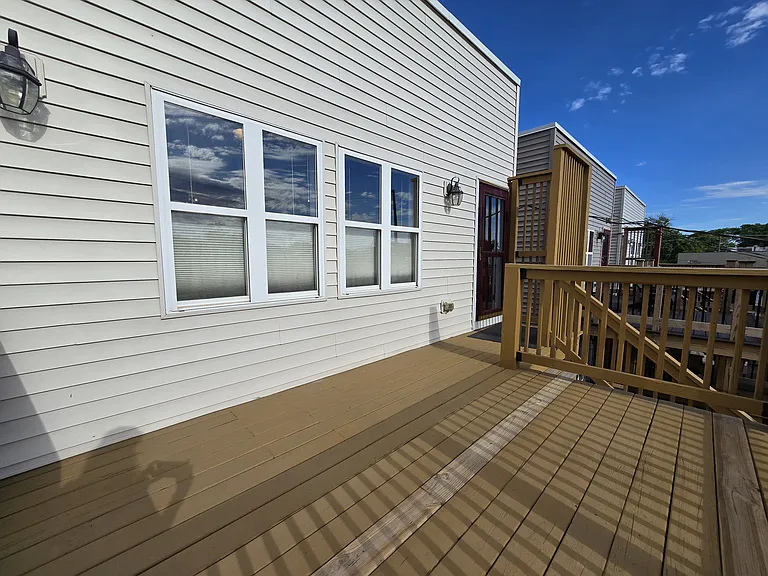 1844 N Lockwood Ave #B — Photo 3
