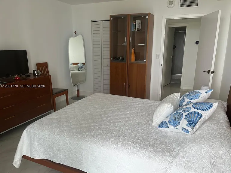 100 Bayview Dr #1006 — Photo 20