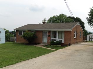 330 N 5th St, Columbia, PA 17512