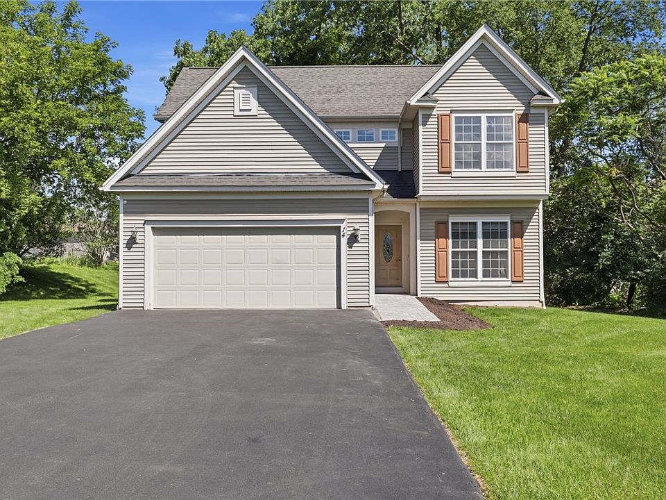 1st image of 14 Sablewood Cir