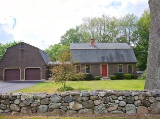 9 Westcott Rd, Scituate, RI 02857