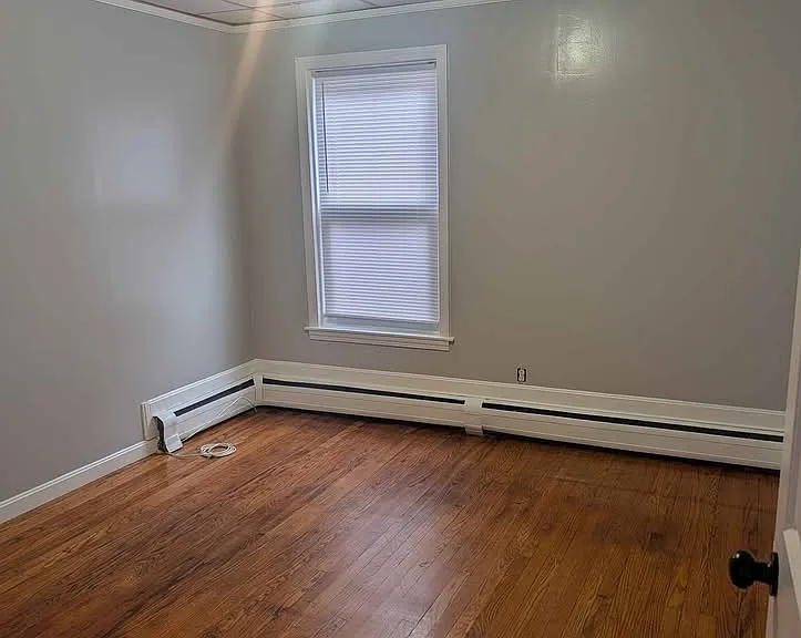 875 Roosevelt Ave #1 — Photo 7