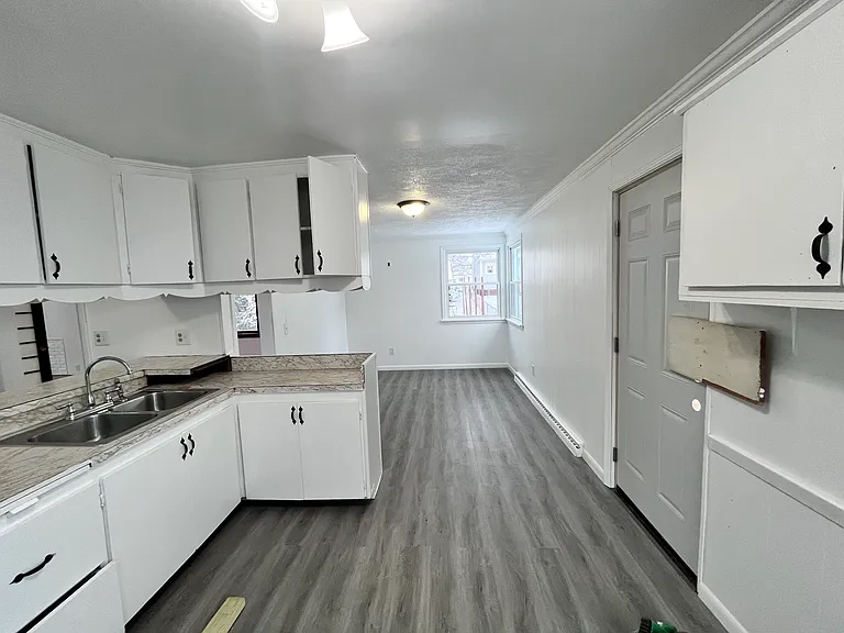 1712 Arnold Ave NW — Photo 8