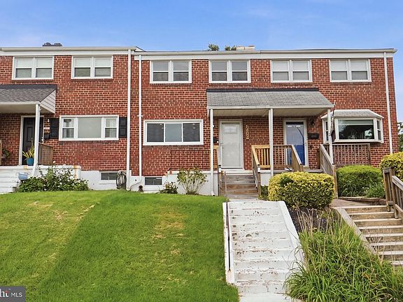 3rd image of 5402 Highridge St