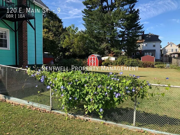 120 E Main St #9 — Photo 22