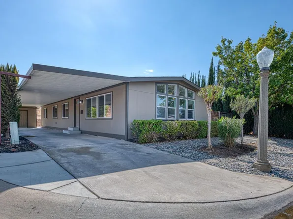 17550 Bluewater Bay Ln, Friant, CA 93626