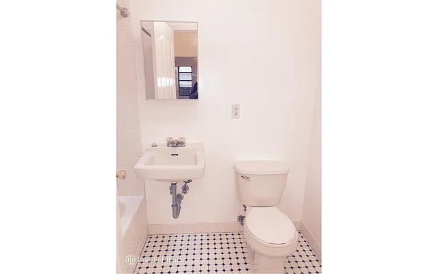 Rented by Douglas Elliman | media 5