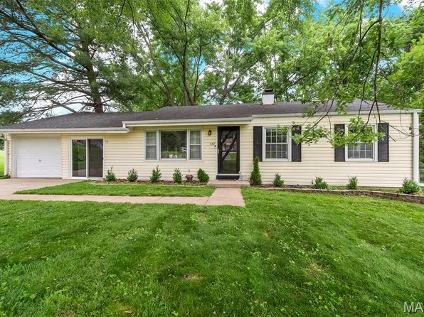 457 Vail Ct, Ballwin, MO 63021