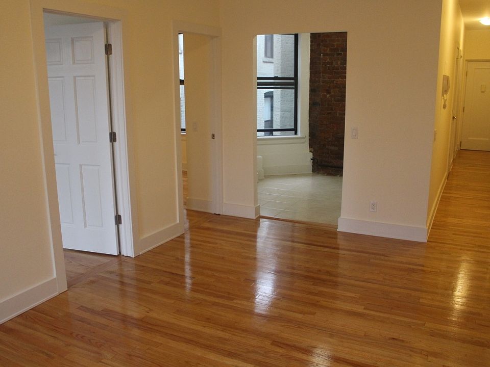 1st image of 304 E 5th St APT 3B