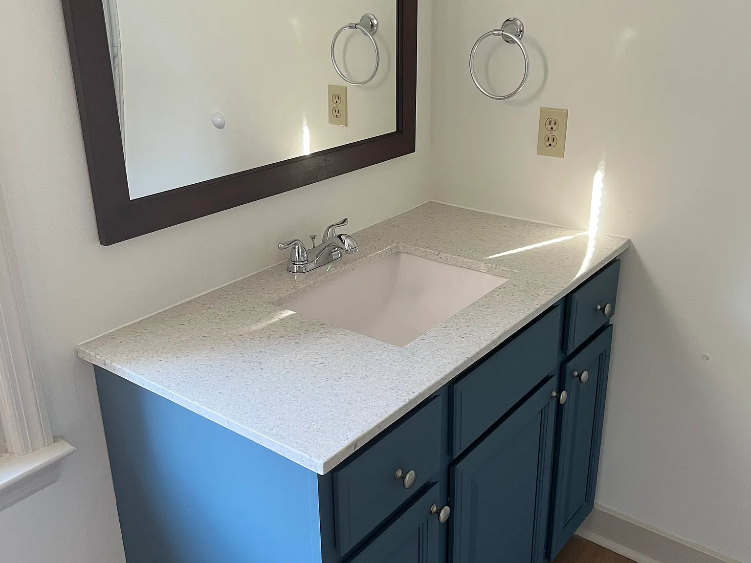 3 bed, 2.5 bath, 1620 sqft, $3,200 — Photo 3