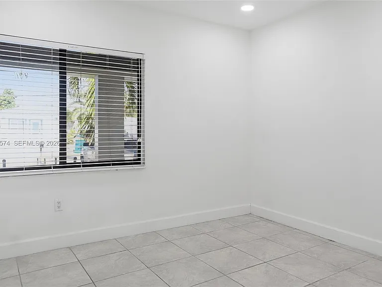 1330 SW 74th Ct #0 — Photo 7