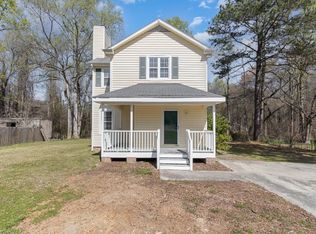 709 Perry Howard Rd, Fuquay Varina, NC 27526