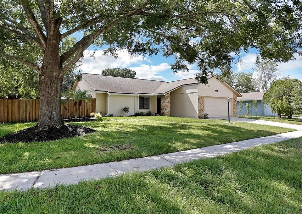 1st image of 4030 Windtree Dr