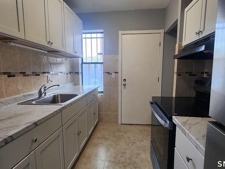 16-20 Townley St #C-3 — Photo 4
