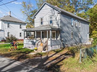 20 Pleasant St, Clinton, ME 04927