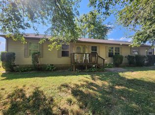 8431 Bald Knob Rd, Mount Vernon, IN 47620