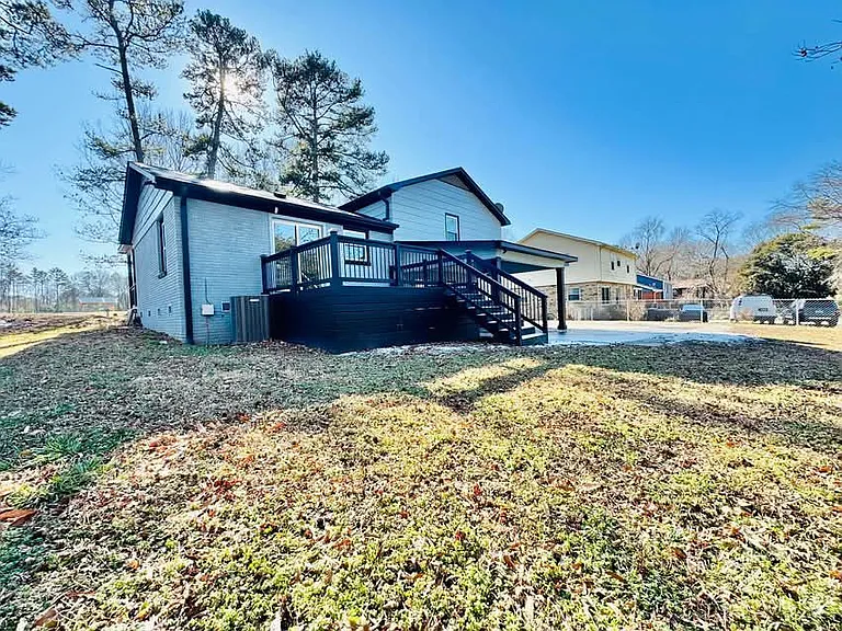 1001 Archdale Dr — Photo 4
