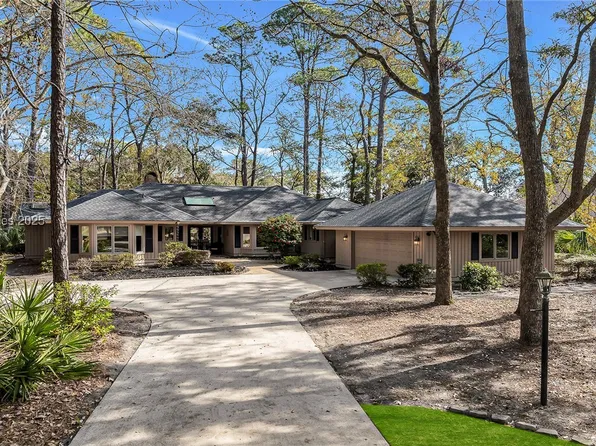 16 Fairlawn Court, Hilton Head Island, SC 29926
