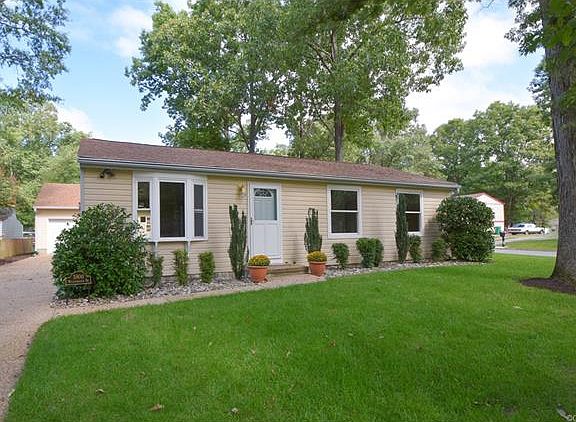 3rd image of 5800 Willowbranch Dr