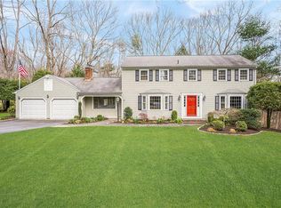 10 Stone Ridge Dr, East Greenwich, RI 02818