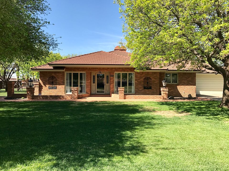 1st image of 1626 Sunset Cir
