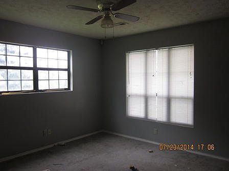 3rd image of 3084 Washington Pike