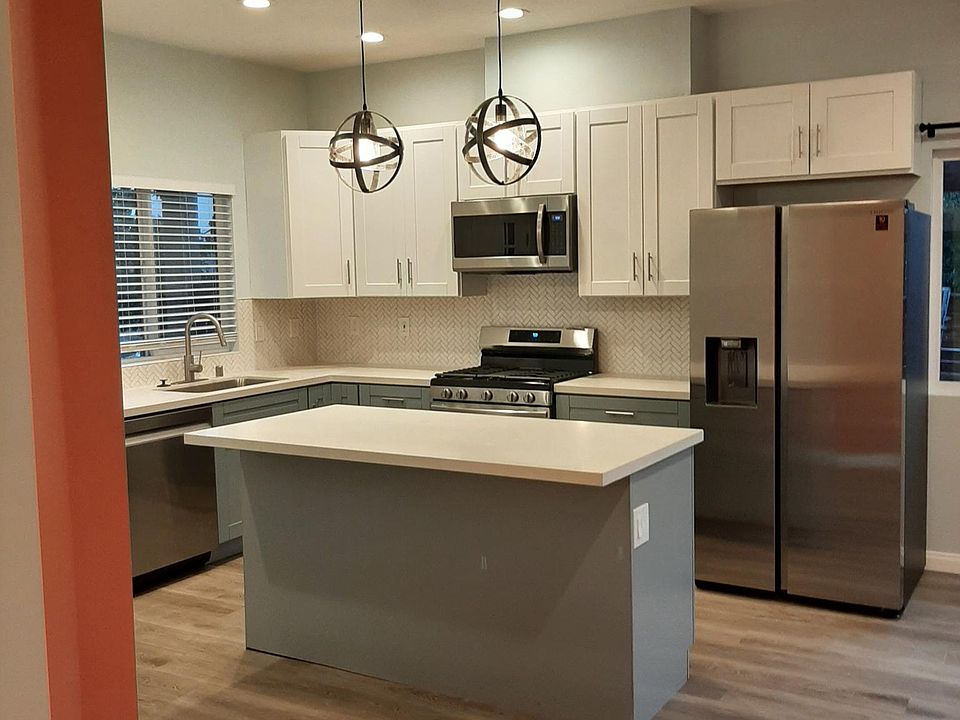 1st image of 3108 Collier Ave