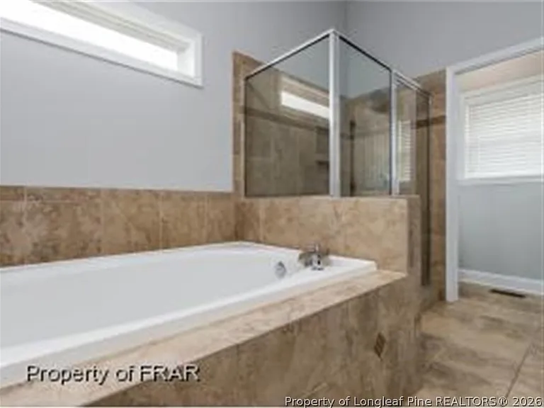 175 Windbrook Ct — Photo 26