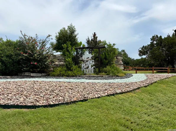 11 Stone Crst LOT 11, Bandera, TX 78003