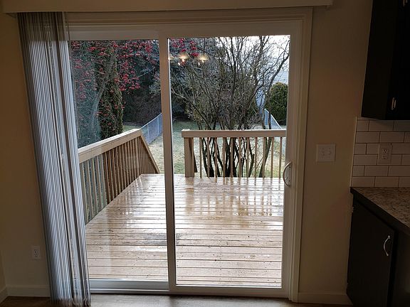 3rd image of 2704 E 37th Ave