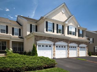21 Brecknock Ct, Newtown, PA 18940