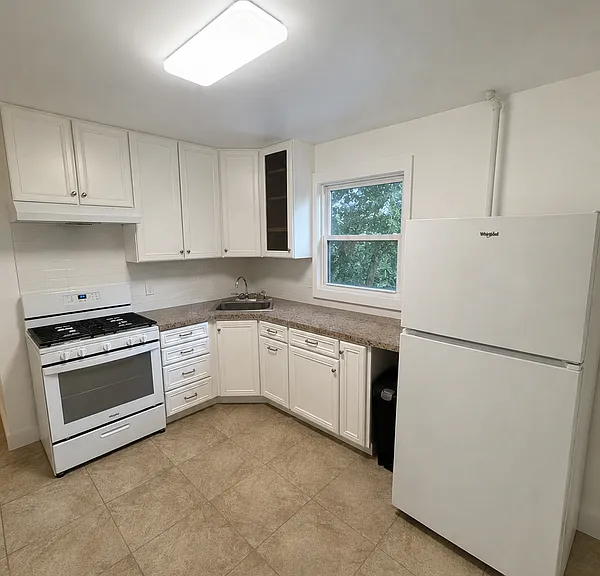 63 Elm St #1 — Photo 1