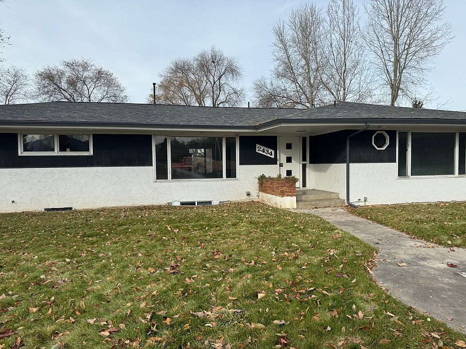1st image of 2434 Wyoming St #1/2