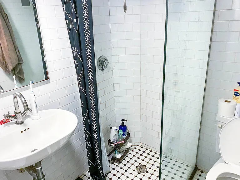 10 Wiget St #2 — Photo 5