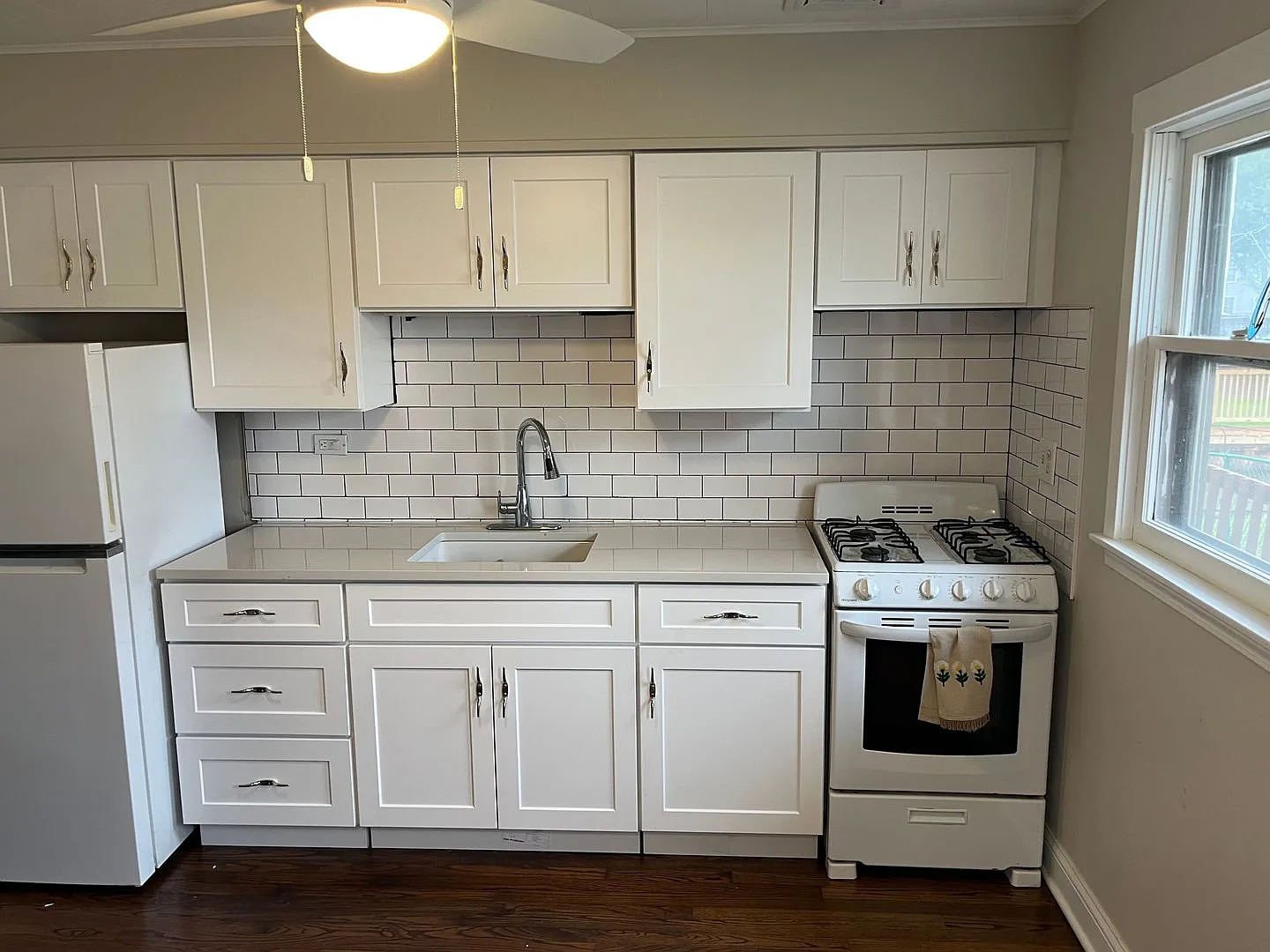 2 bed, 780 sqft, $2,500 — Photo 4
