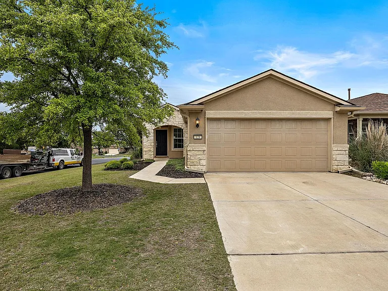 128 Alamosa Creek Ln — Photo 2