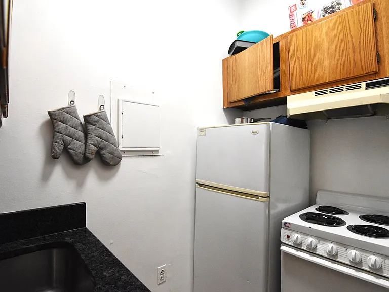 47 Hemenway St #4 — Photo 7