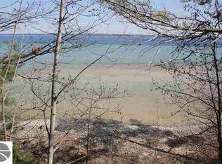 15518 Bluff Rd, Traverse City, MI 49686