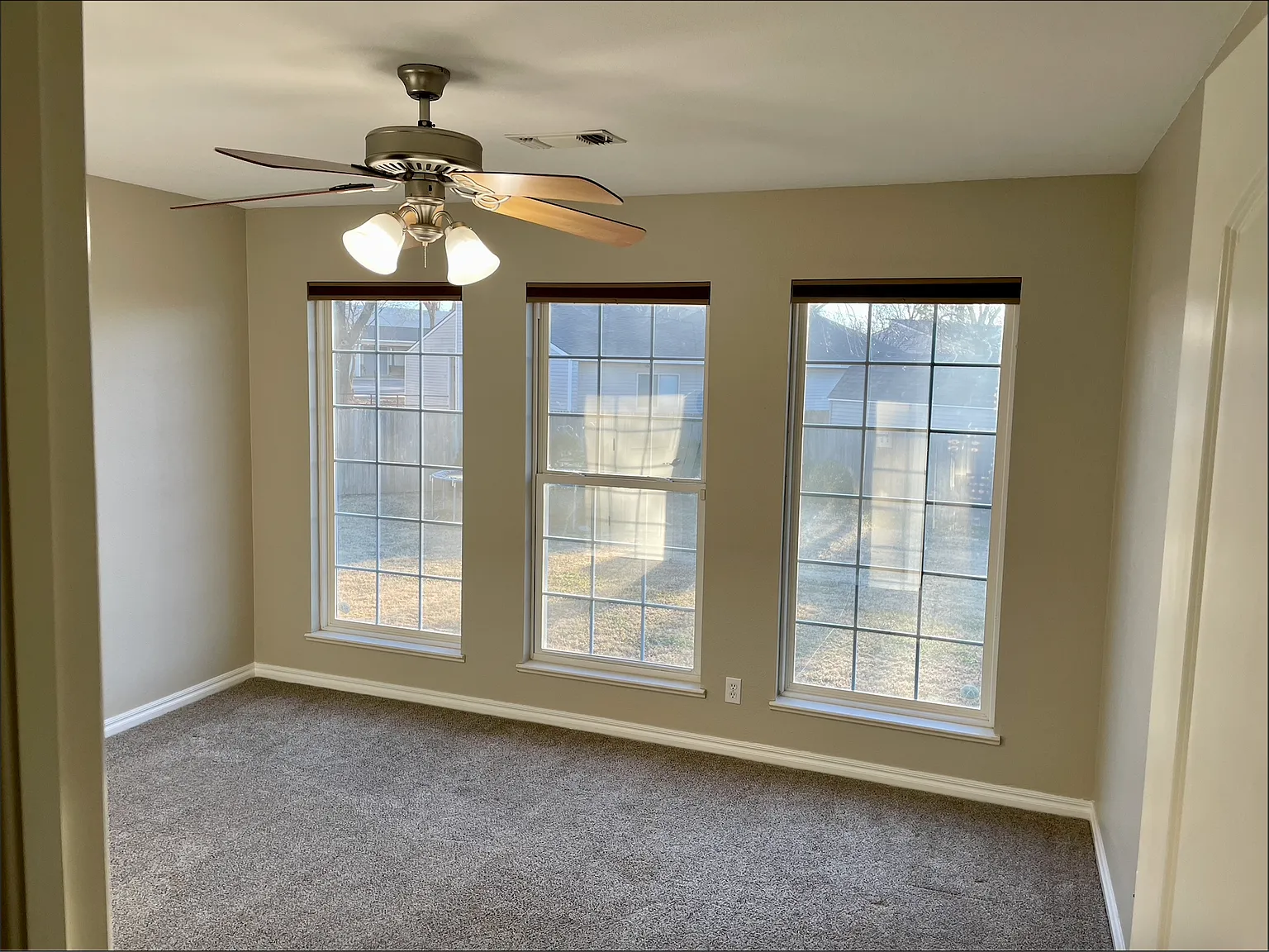 4 bed, 2467 sqft, $665 — Photo 1