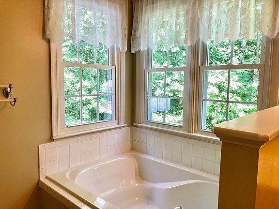 Master bath 