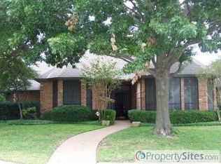 1300 Winding Hollow Ln, Plano, TX 75093
