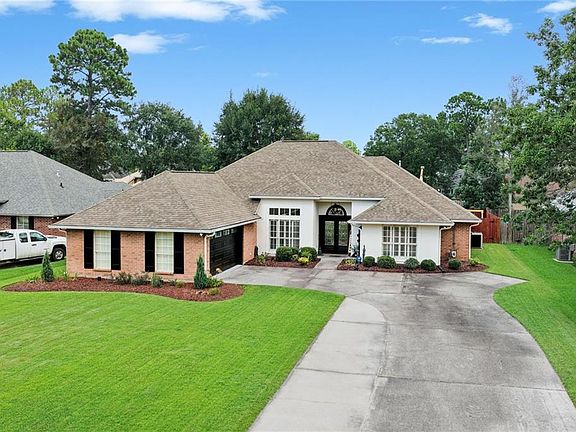 2nd image of 632 Whitney Dr