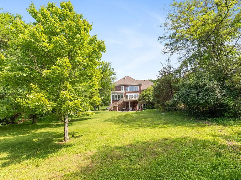 9435 Norwood Dr — Photo 73