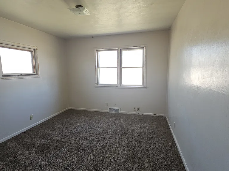 1215 E Saint Francis St — Photo 25