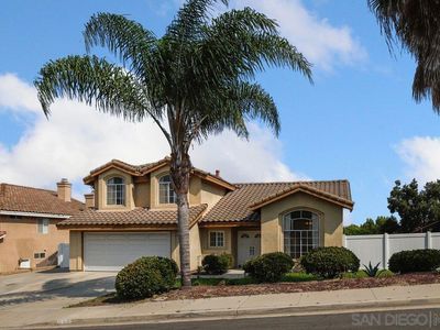 609 Aliento Ct, Vista, CA, 92081