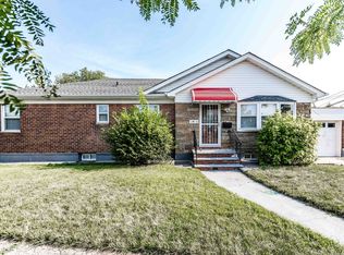 17403 Booth Memorial Ave, Flushing, NY 11365