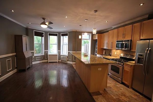 Rented by Capri Jet Realty Corp | media 10