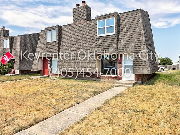 3rd image of 1311 Eastgate Dr