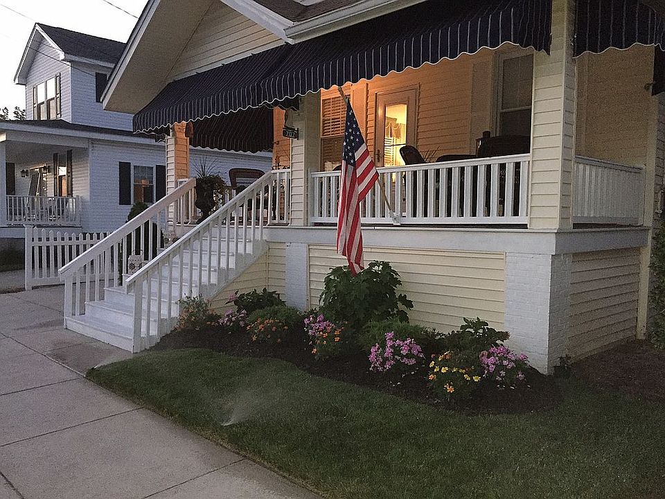 1st image of 707 North St