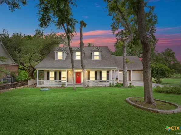 2212 Bluff Cir, Salado, TX 76571